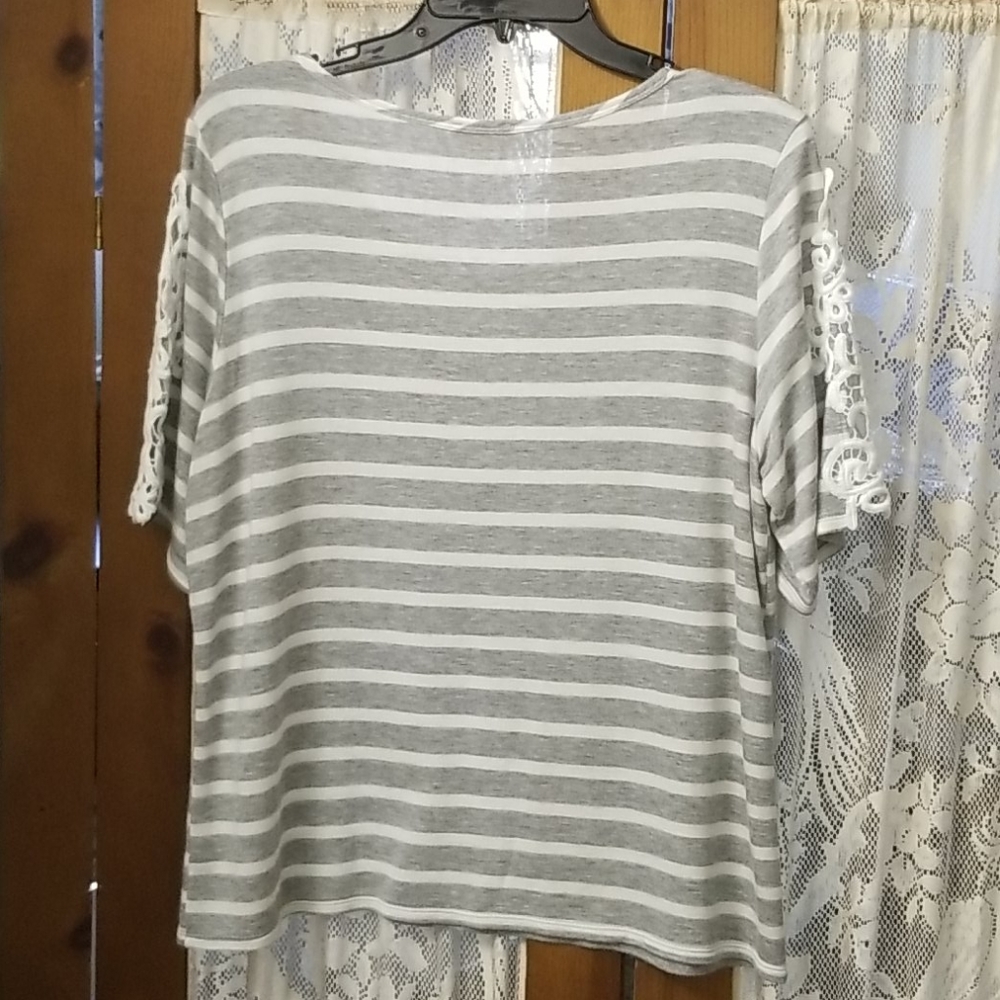 Charming Charlie embellished sleeve tee - Picture 4 of 5